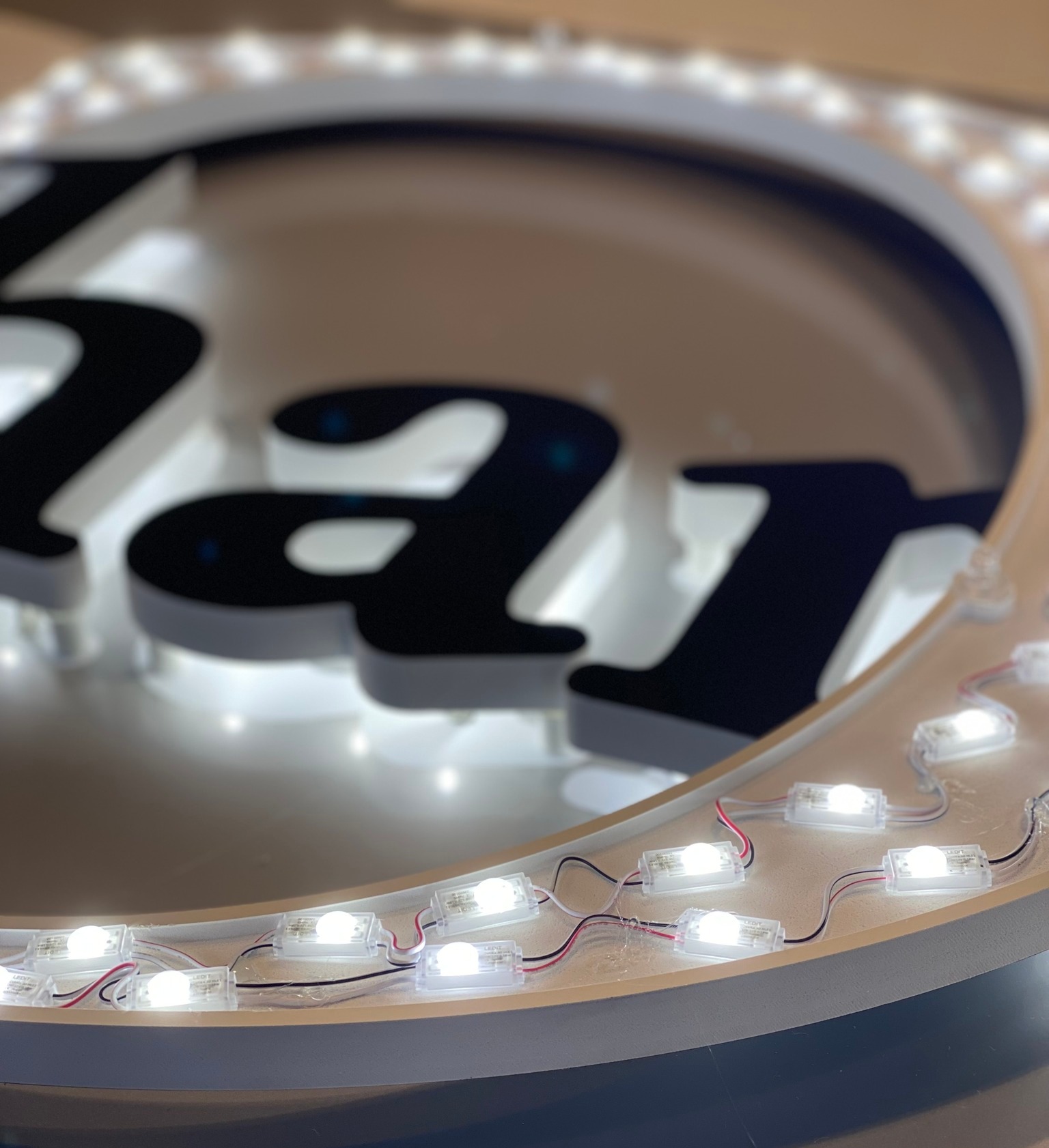 ENSEIGNE LED